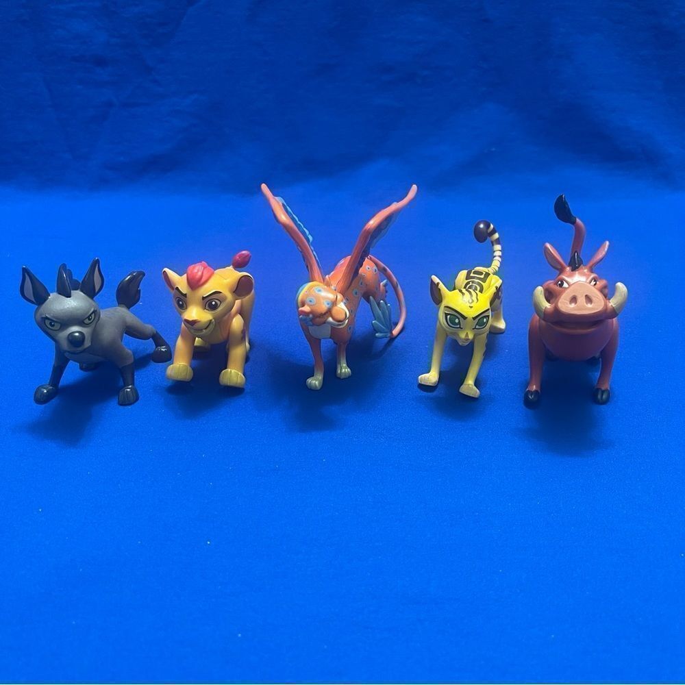 Disney action figures lot
